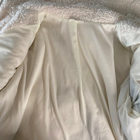 AEMI + Co Doro Denim Jacket Sherpa washed denim Size M Boutiques Boho Relaxed Fi - Picture 13 of 13